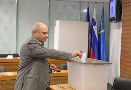 izredna seja 2022 (7)